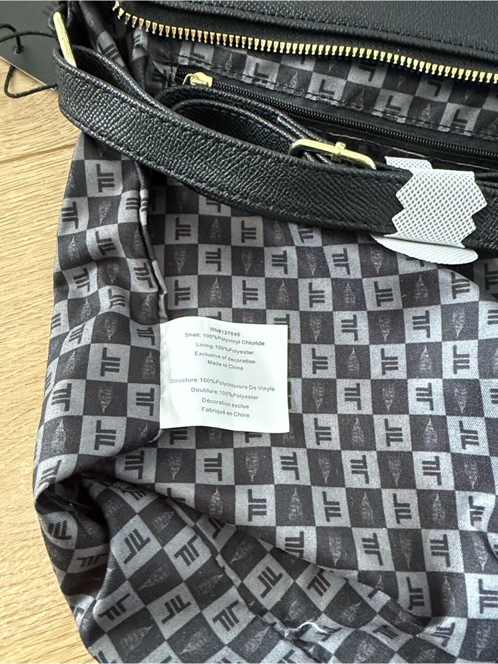 Purse Bag Black Crossbody Shoulder Handbag Classic NWT - Picture 7 of 8